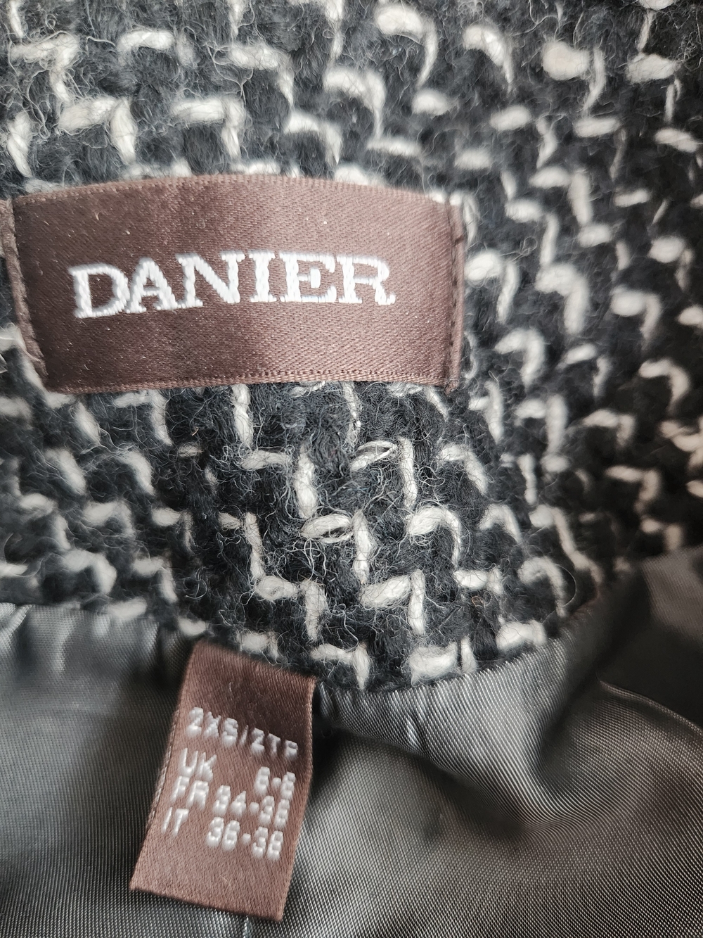 Danier Black & White Textured Belted Peacoat - Picture 5 of 5